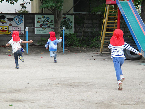 運動会ごっこ02