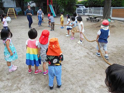 運動会ごっこ・綱引きの巻01