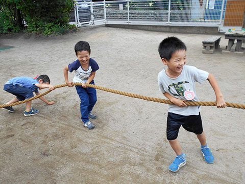 運動会ごっこ・綱引きの巻04