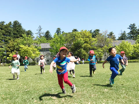 全園児で散歩04
