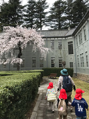全園児でお散歩へ02