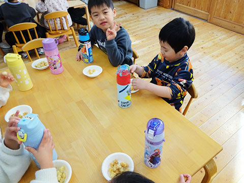 あられパーティー06