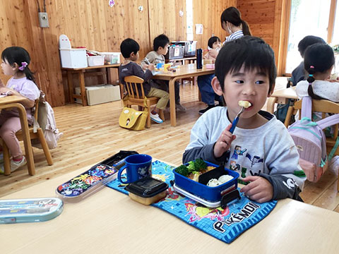 はじめてのお弁当02