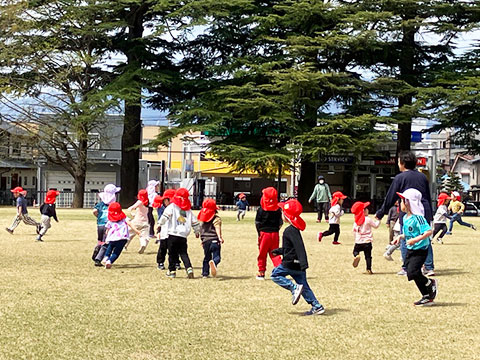 全園児でおさんぽ07